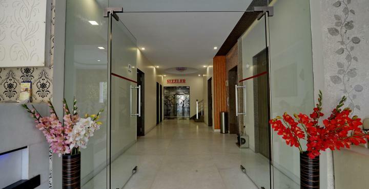 אגרה Hotel Karan Vilas מראה חיצוני תמונה